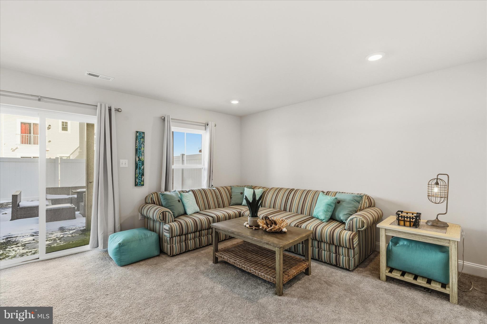 PLANTATION LAKES - Residential