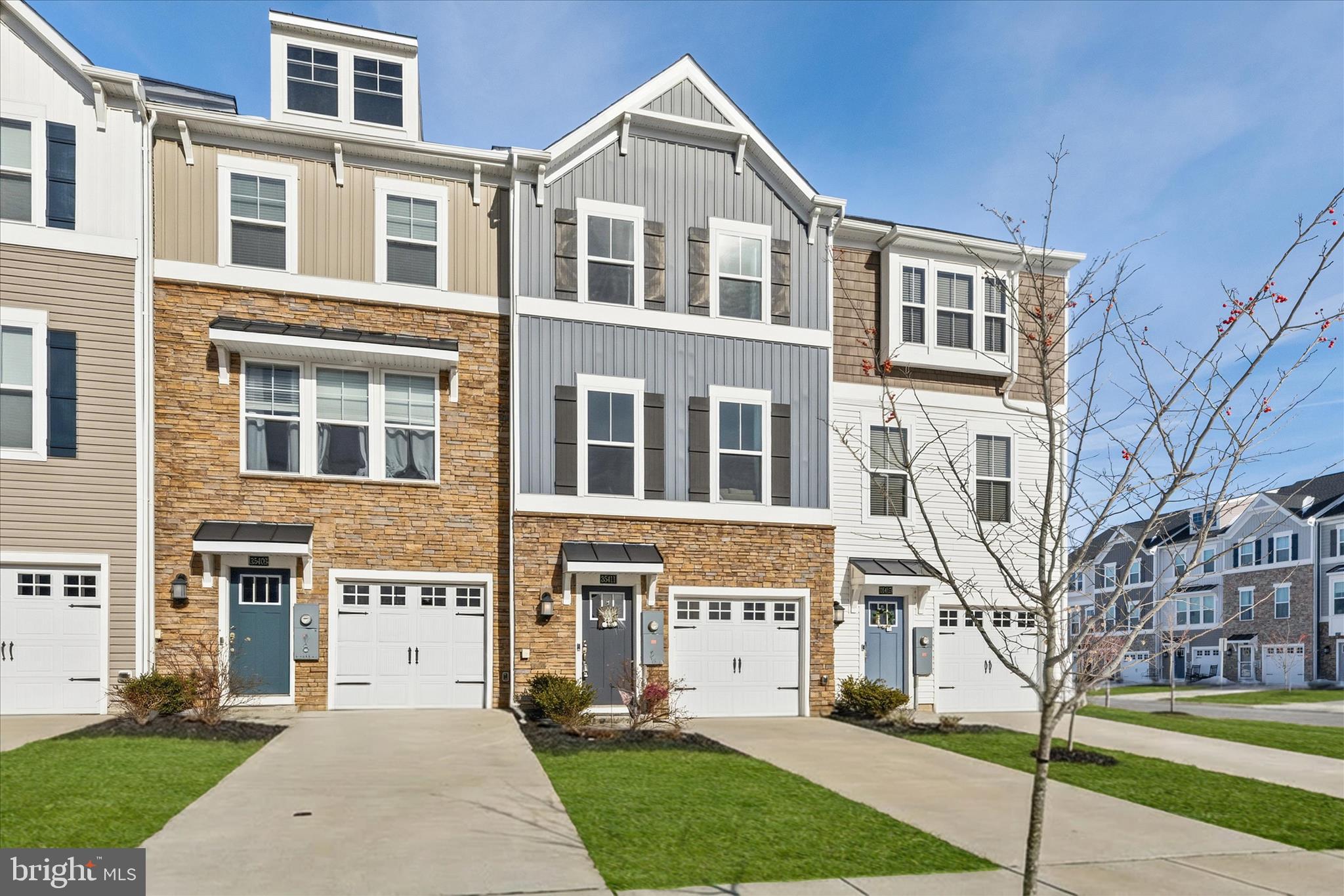 PLANTATION LAKES - Residential