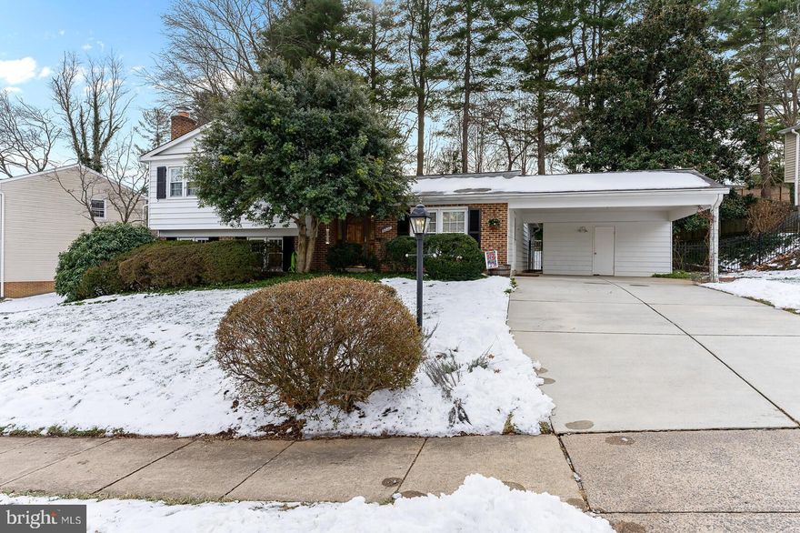 Impeccably maintained 5-bedroom 3-bathroom home located in the highly sought-after Waverly community with over 2,200 square feet of finished living space. The main level features a large entry foyer, living room with a large picture window, dining room, a gorgeous all-season sunroom with a ceiling fan and skylights (lots of natural light) leading to an outside patio space and a fully fenced-in yard. The kitchen has recessed lighting, stainless steel appliances, quartz countertops, white cabinets, a large pantry cabinet and an area ready for your kitchen table. The refrigerator and dishwasher are new. The upper level enjoys a primary bedroom suite with a walk-in closet and an upgraded primary bath with skylight, three additional bedrooms, and a fully upgraded hall bathroom with skylight. Main and upper levels are carpeted but have hardwood underneath. The lower level offers a cozy family room with a gas fireplace and built-in bookshelves, a fifth bedroom offering some privacy with access to an updated full bathroom, and the laundry room. Large storage shed outside. Just down the street from the elementary school, part of the top-rated Northern Virginia School System. Recent updates include HVAC – 2020, water heater – 2017, quartz countertops - 2019, roof – new in 2009, repaired in 2018, furnace/humidifier – 2008. 
The home is within minutes of all that Tysons Corner has to offer. A short drive to downtown Vienna, Meadowlark Garden Park, the W&OD bike trail, Wolf Trap Farm Park and Reston Town Center. Minutes to the Metro Station, with easy access to the Dulles Toll Road and the Beltway. Move-in ready!