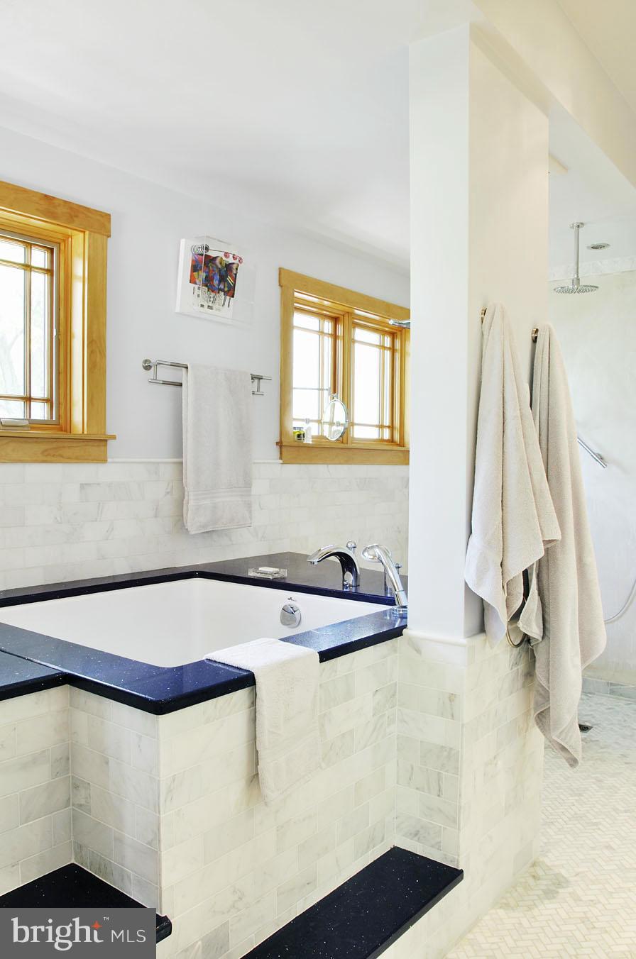 EASTPORT - Residential