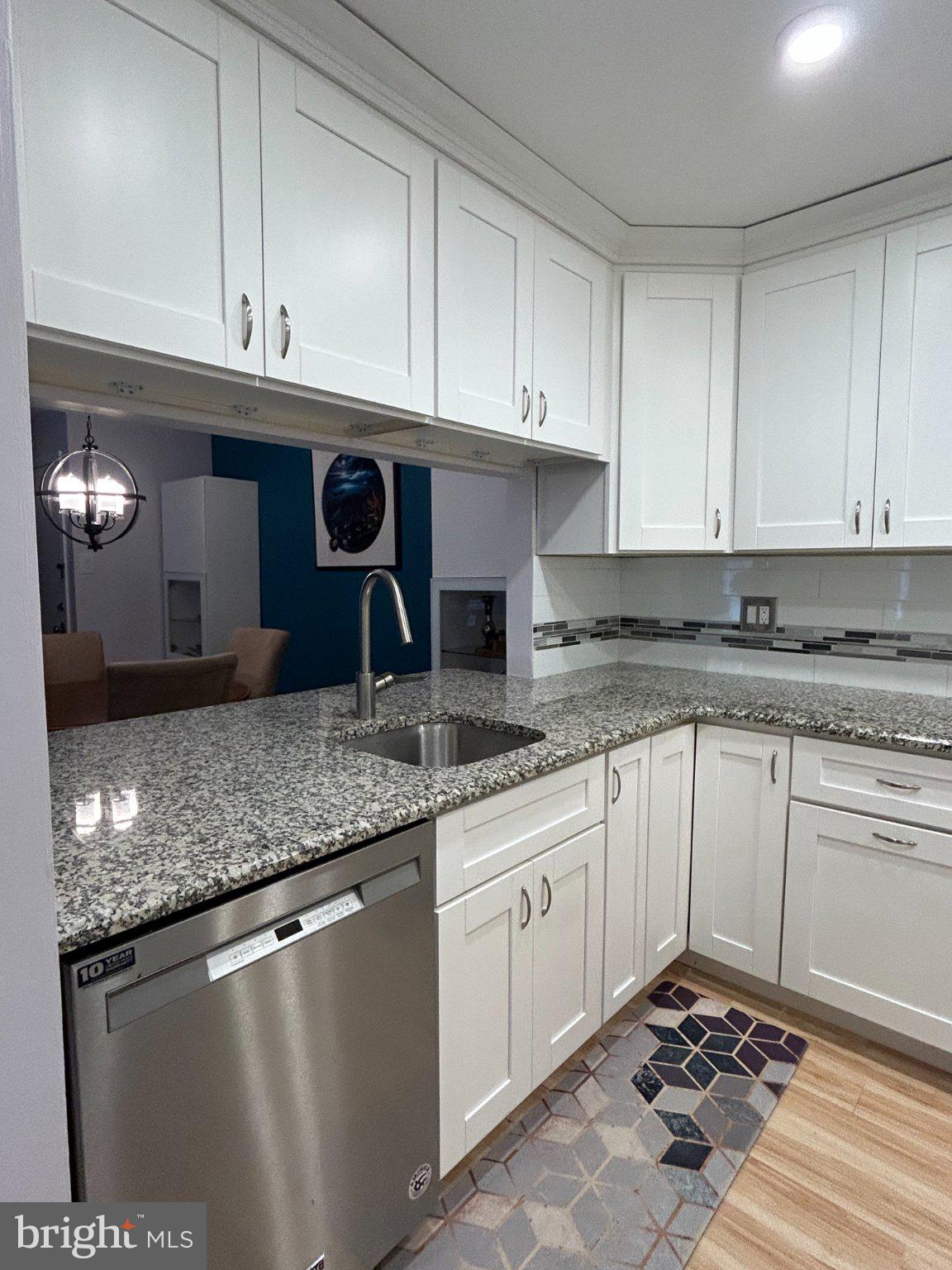 WOOD HOLLOW - Residential