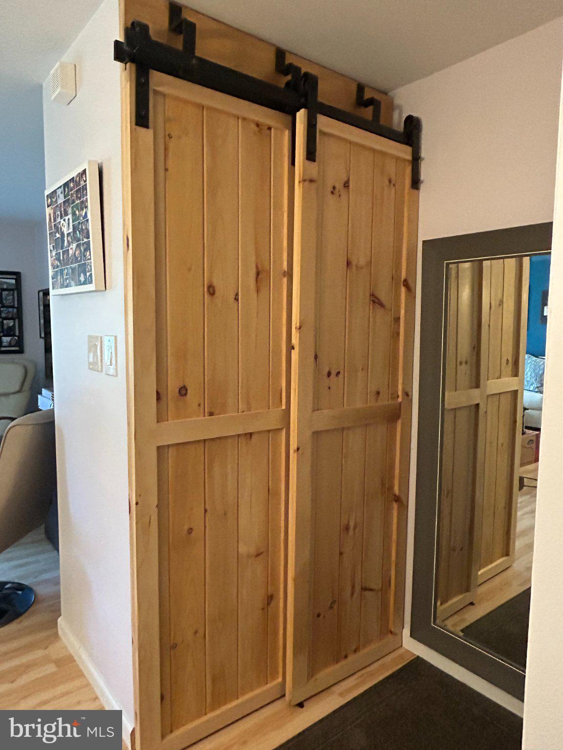 WOOD HOLLOW - Residential