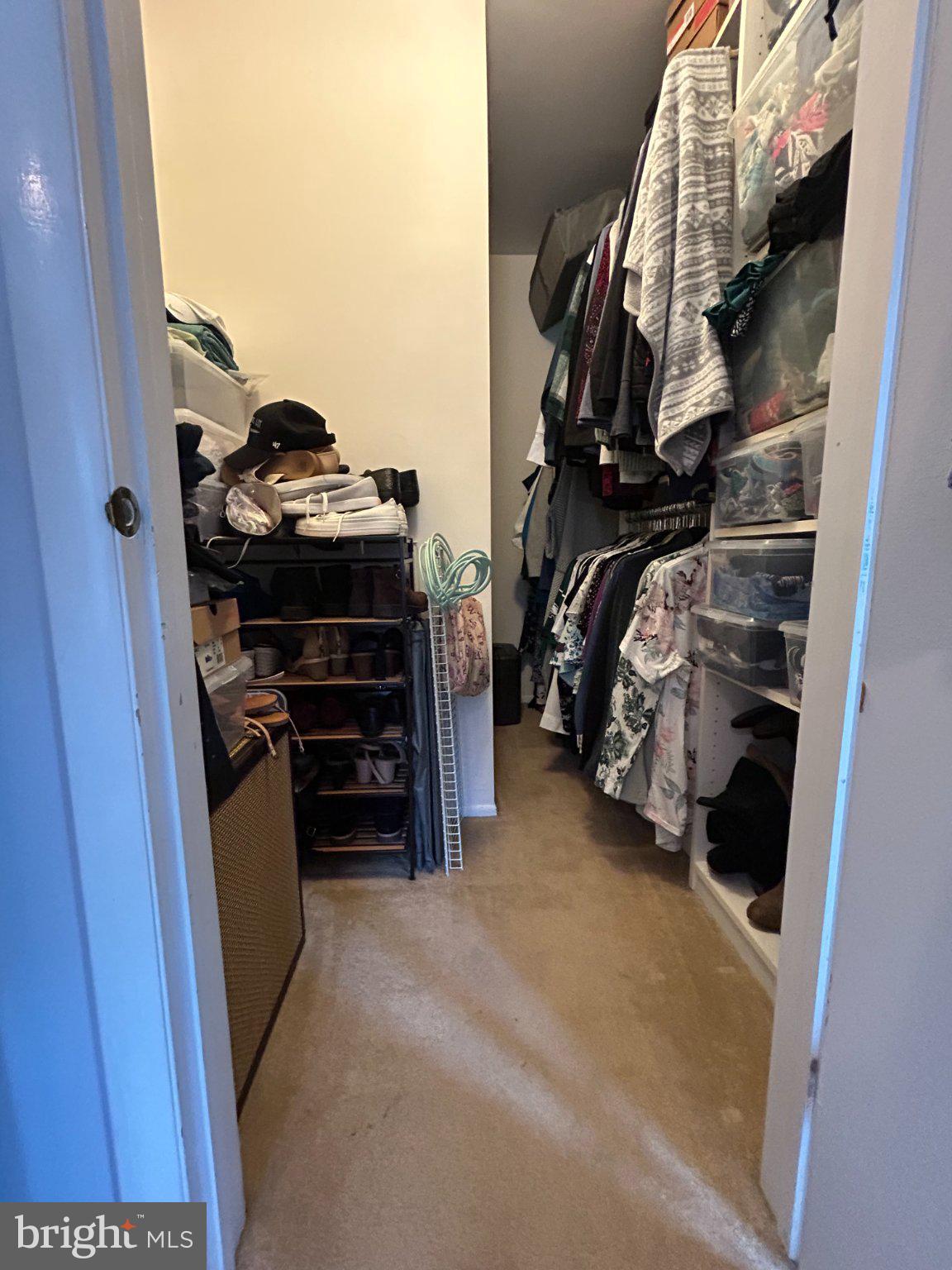 WOOD HOLLOW - Residential