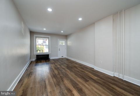 Townhouse For Sale - 268 Linden Street<br/> READING, PA 19604