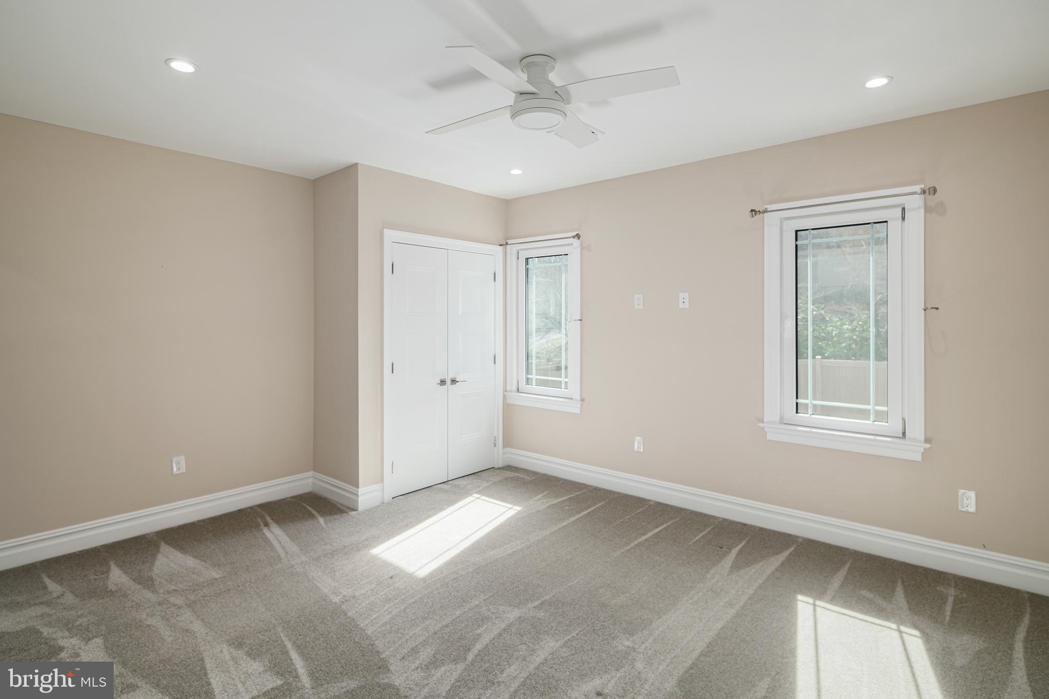 GLADWYNE - Residential