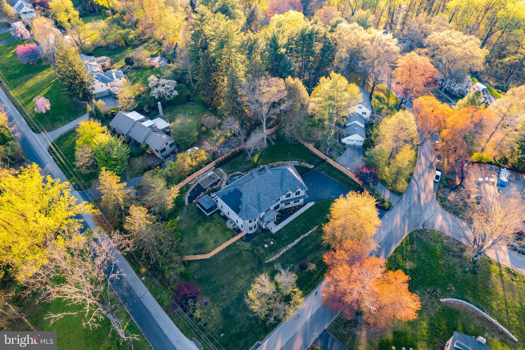 GLADWYNE - Residential