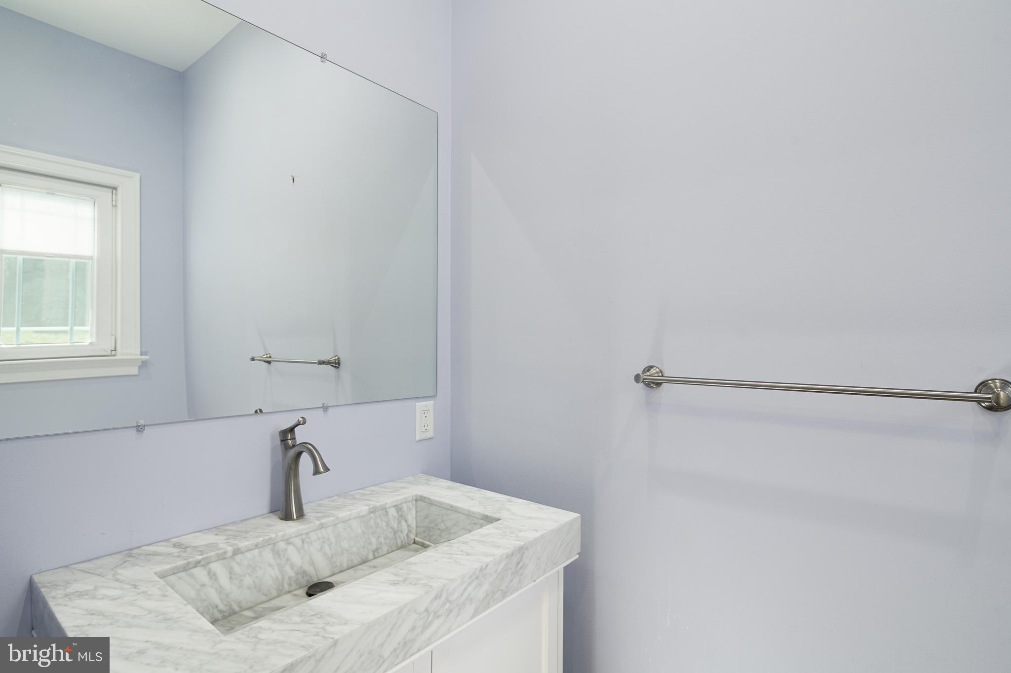 GLADWYNE - Residential