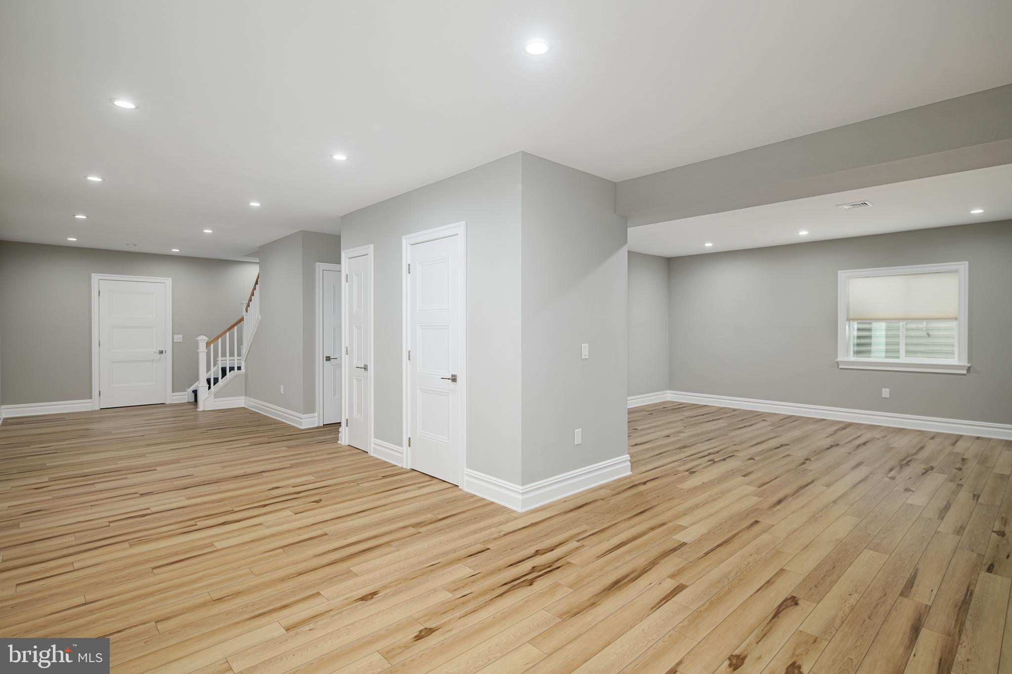 GLADWYNE - Residential