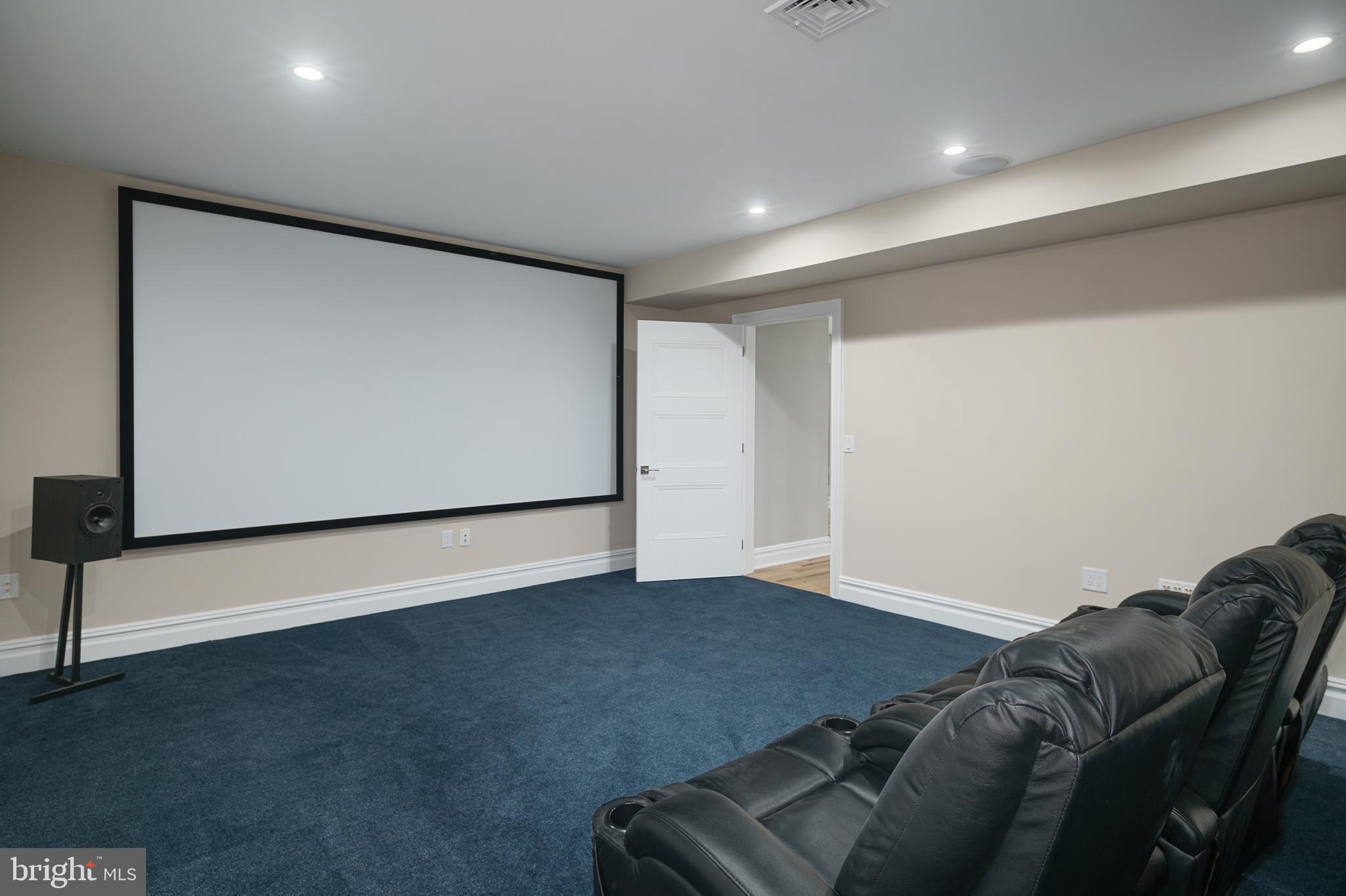 GLADWYNE - Residential