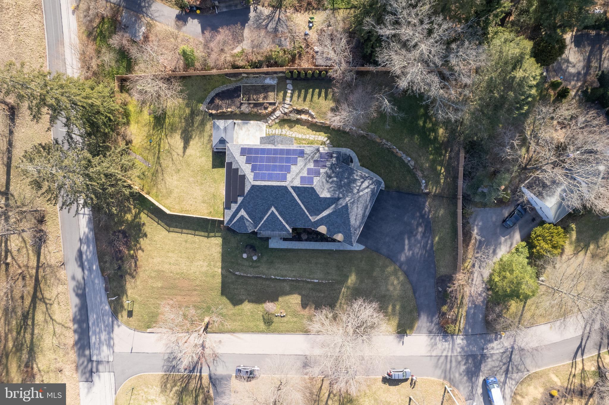 GLADWYNE - Residential