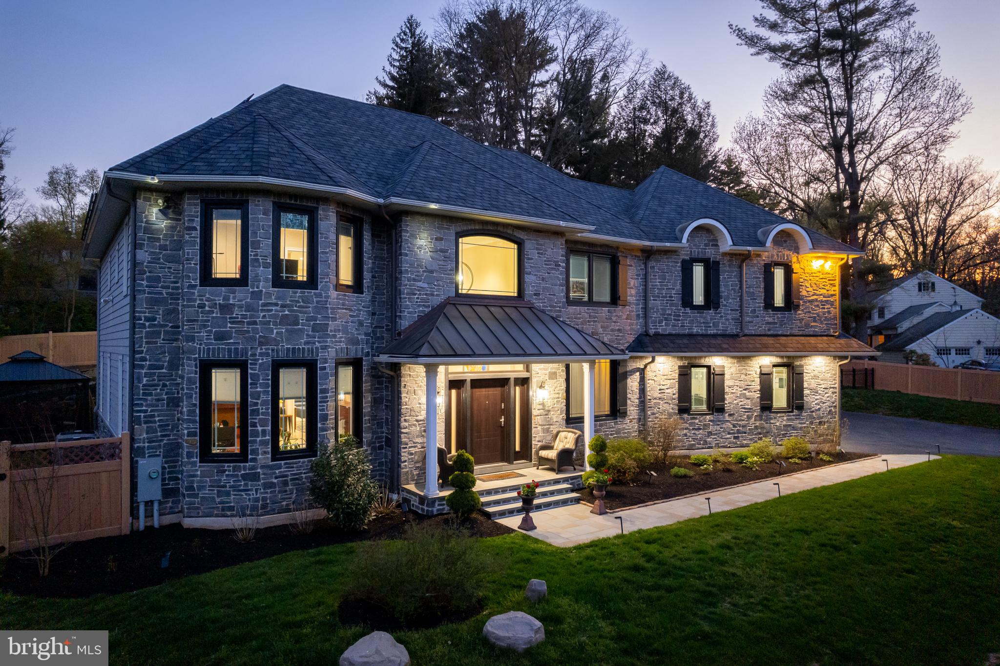 GLADWYNE - Residential