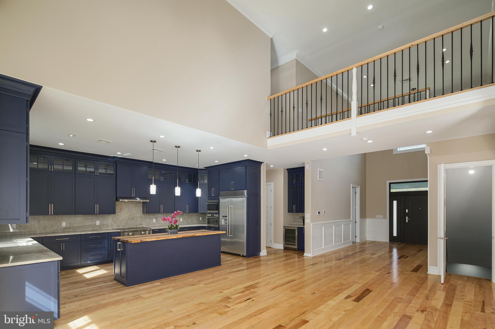 GLADWYNE - Residential