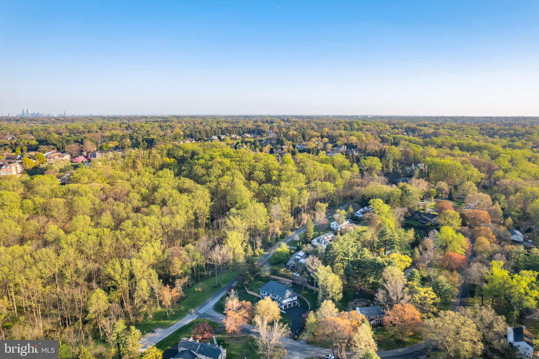 GLADWYNE - Residential