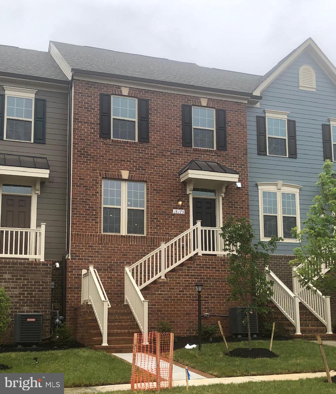 POTOMAC SHORES - Residential