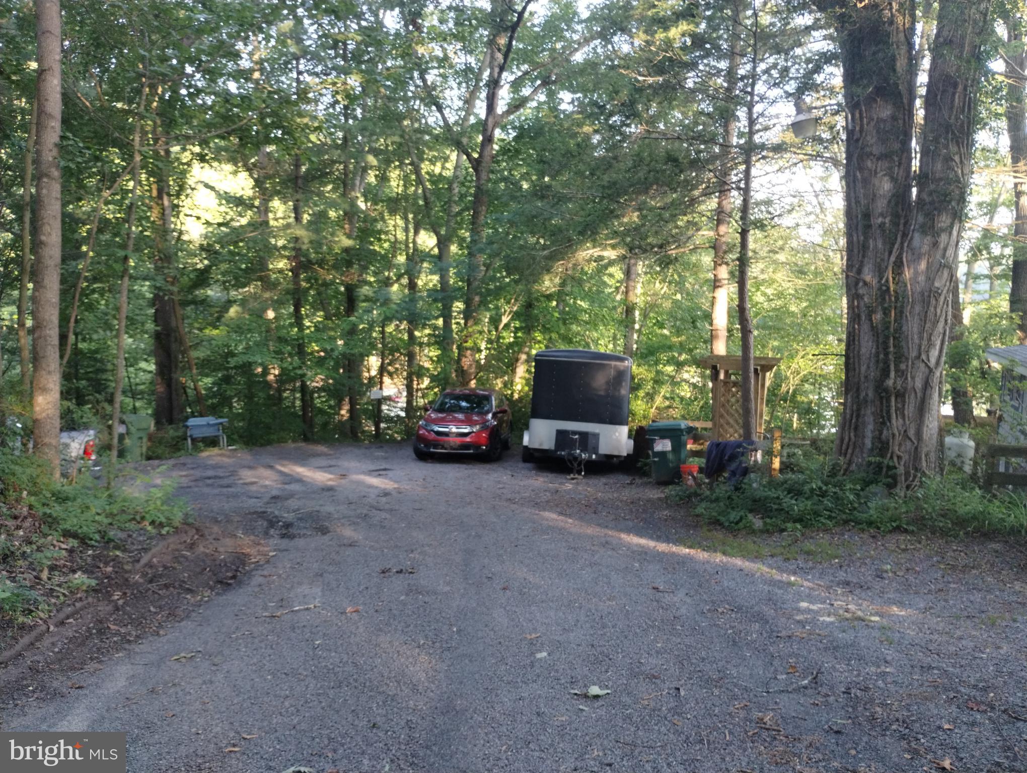 8226 FONESWOOD LANE