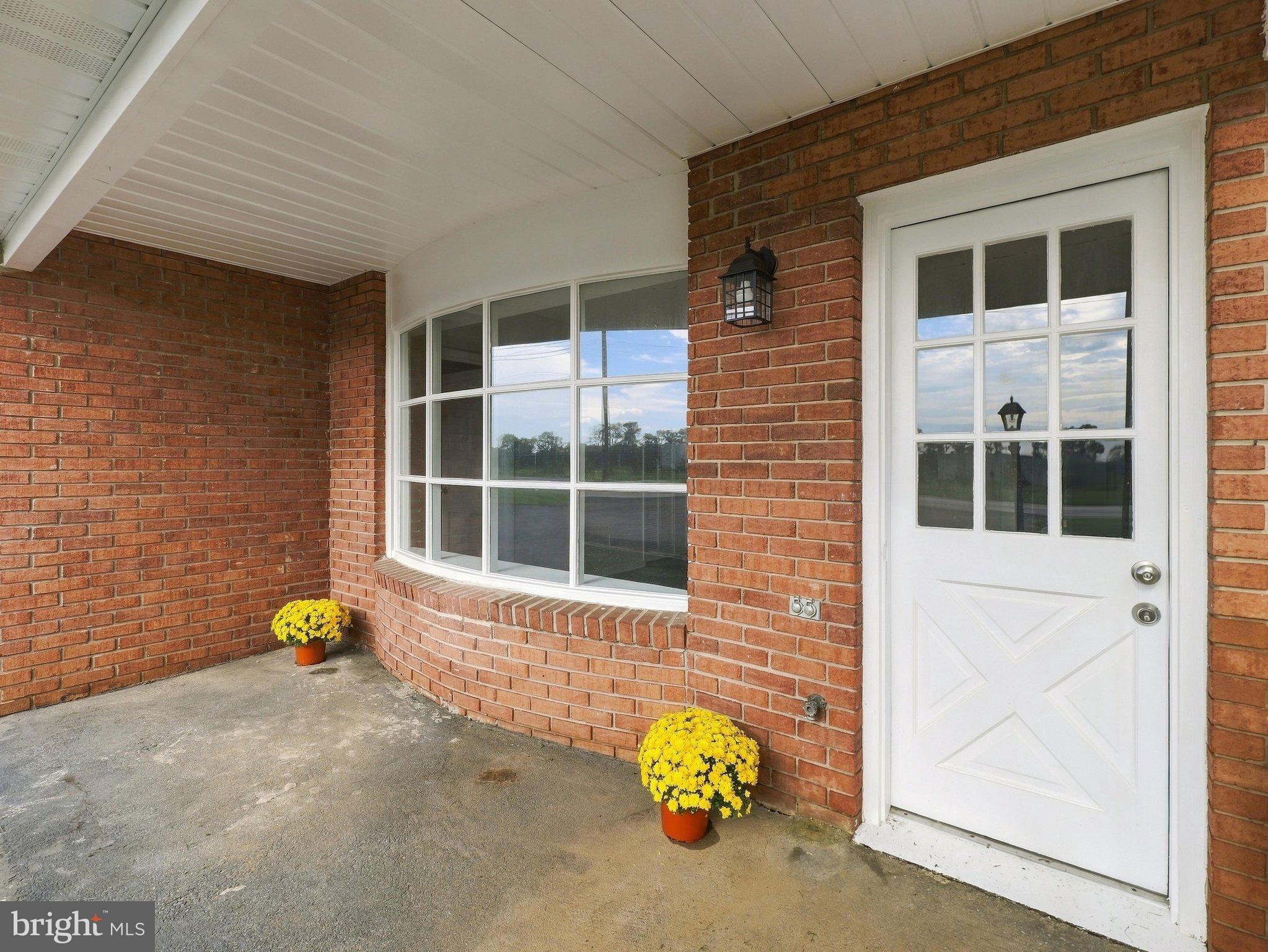 12121 WILLIAMSPORT PIKE