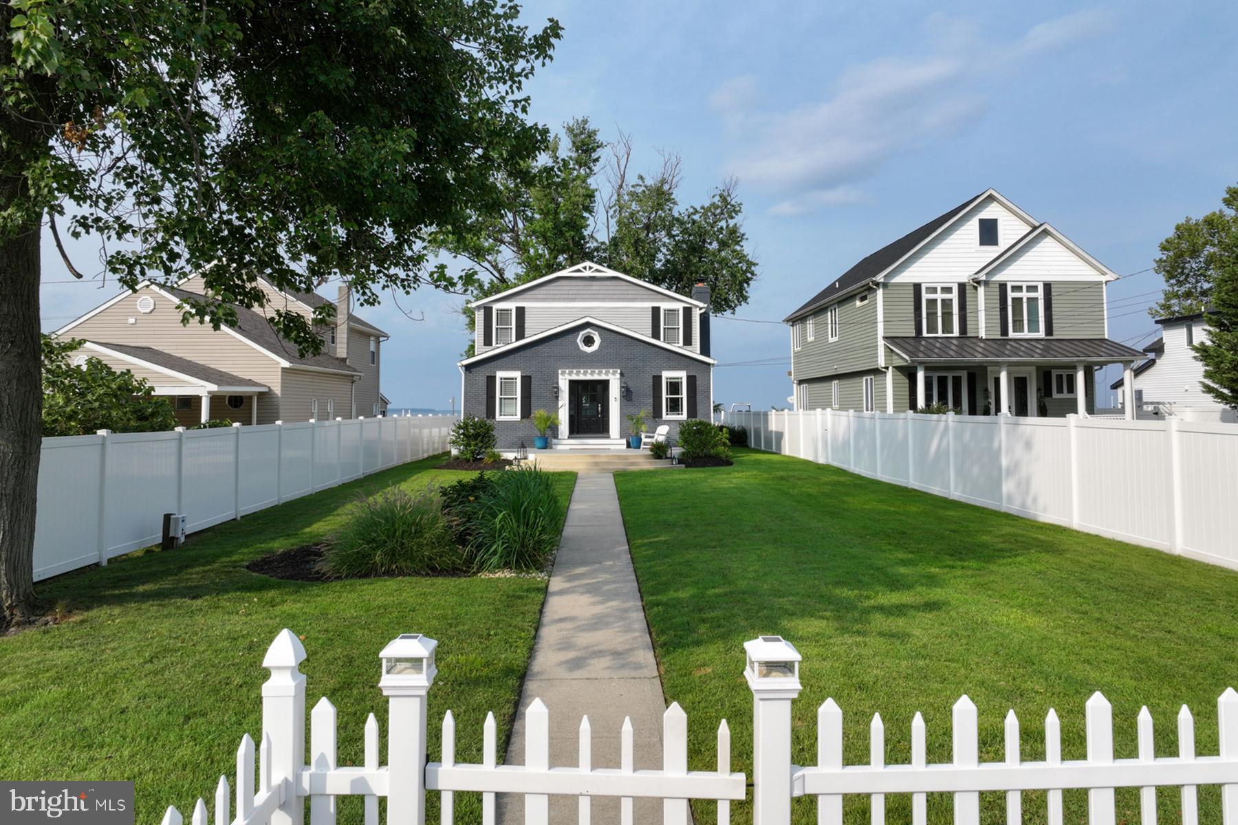 2038 KURTZ AVENUE