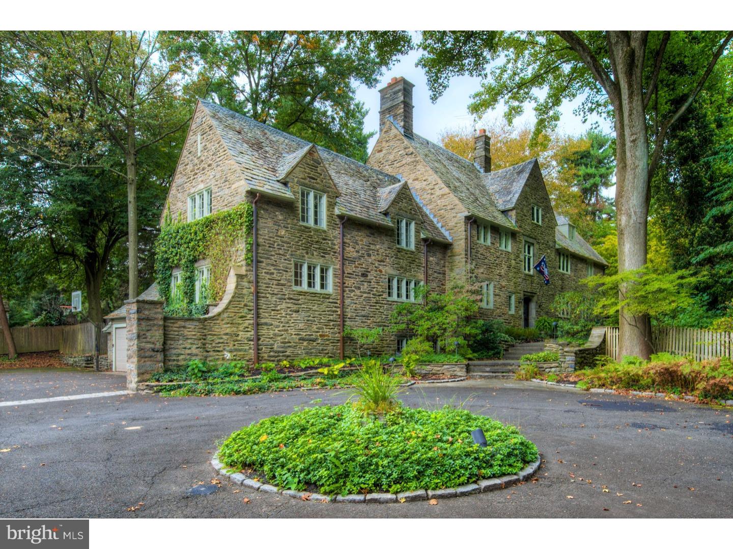 CHESTNUT HILL - Residential