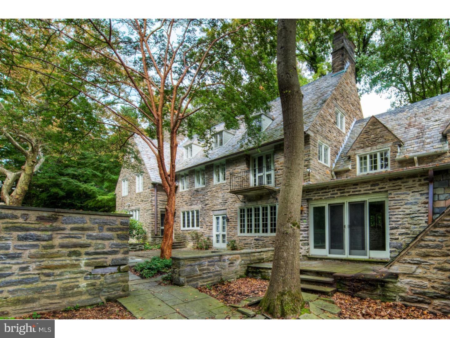 CHESTNUT HILL - Residential