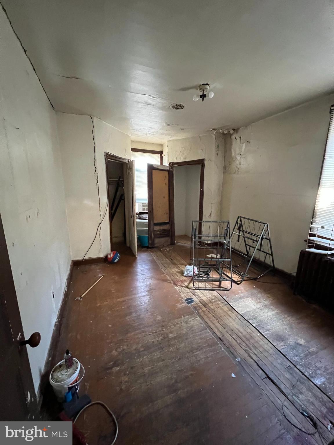 COBBS CREEK - Residential