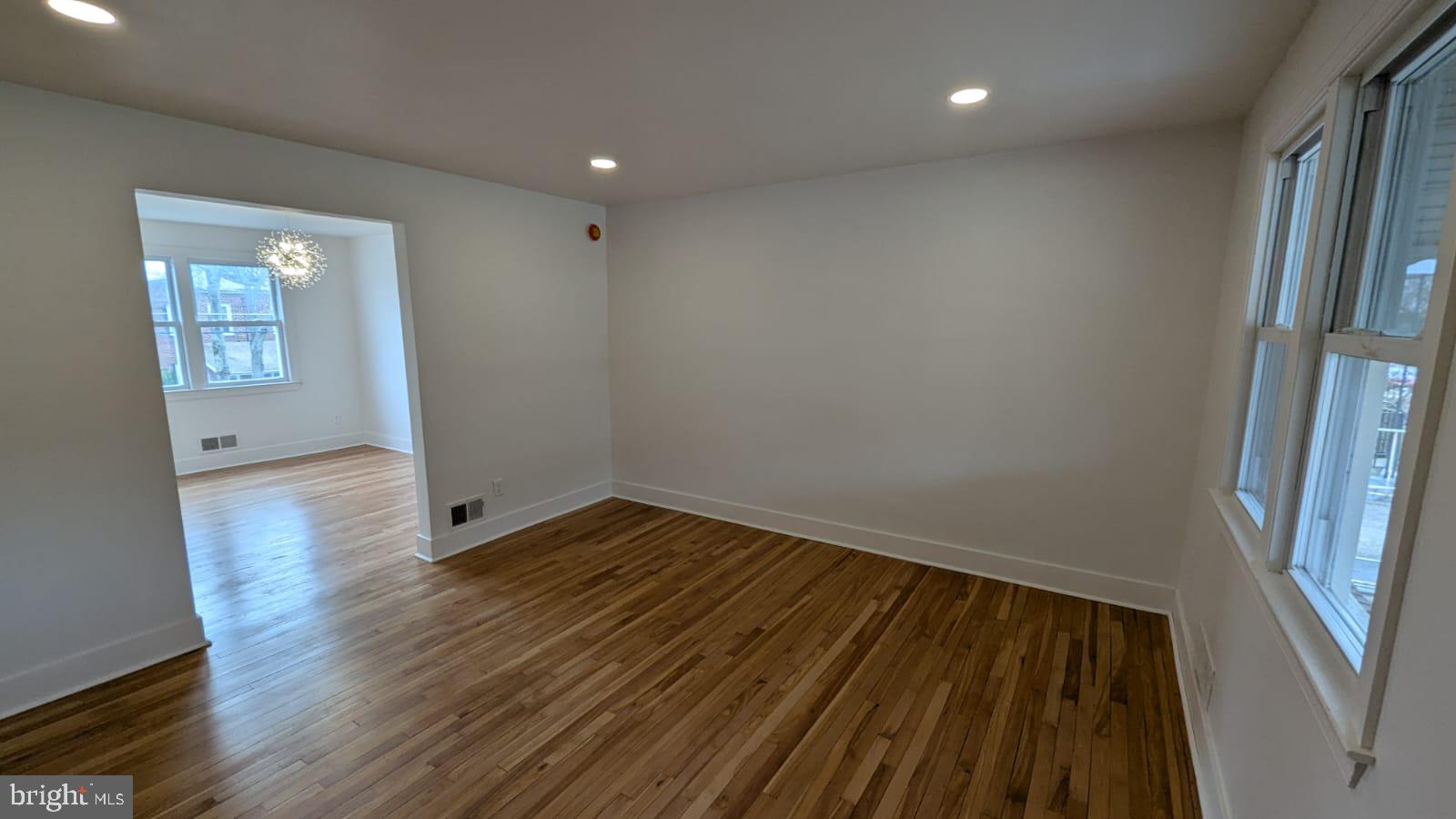 OAKLEIGH - Residential Lease