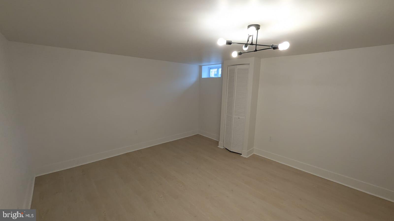 OAKLEIGH - Residential Lease