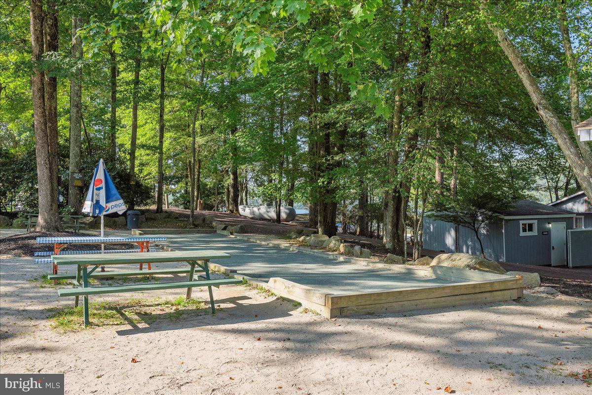 LAURELWOODS - Residential