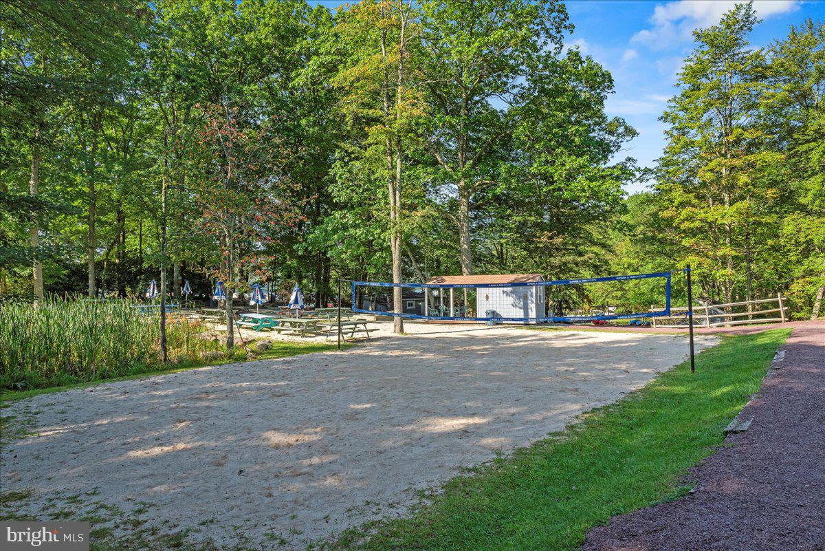 LAURELWOODS - Residential