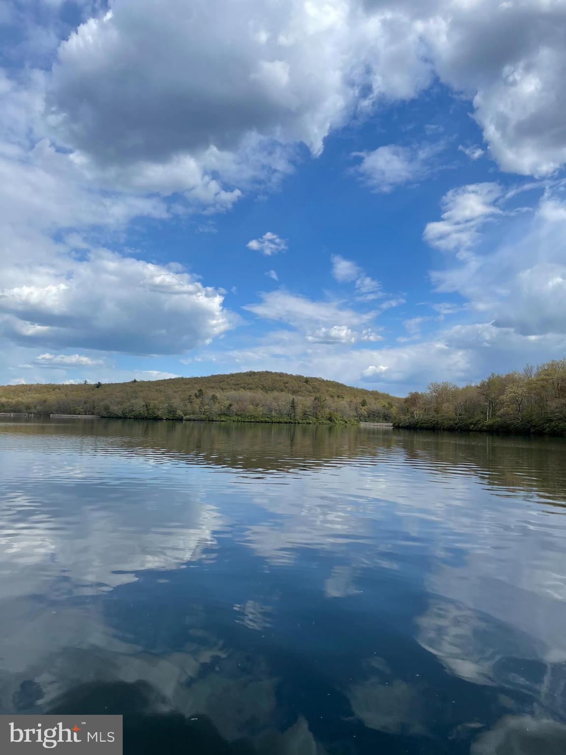 LAURELWOODS - Residential