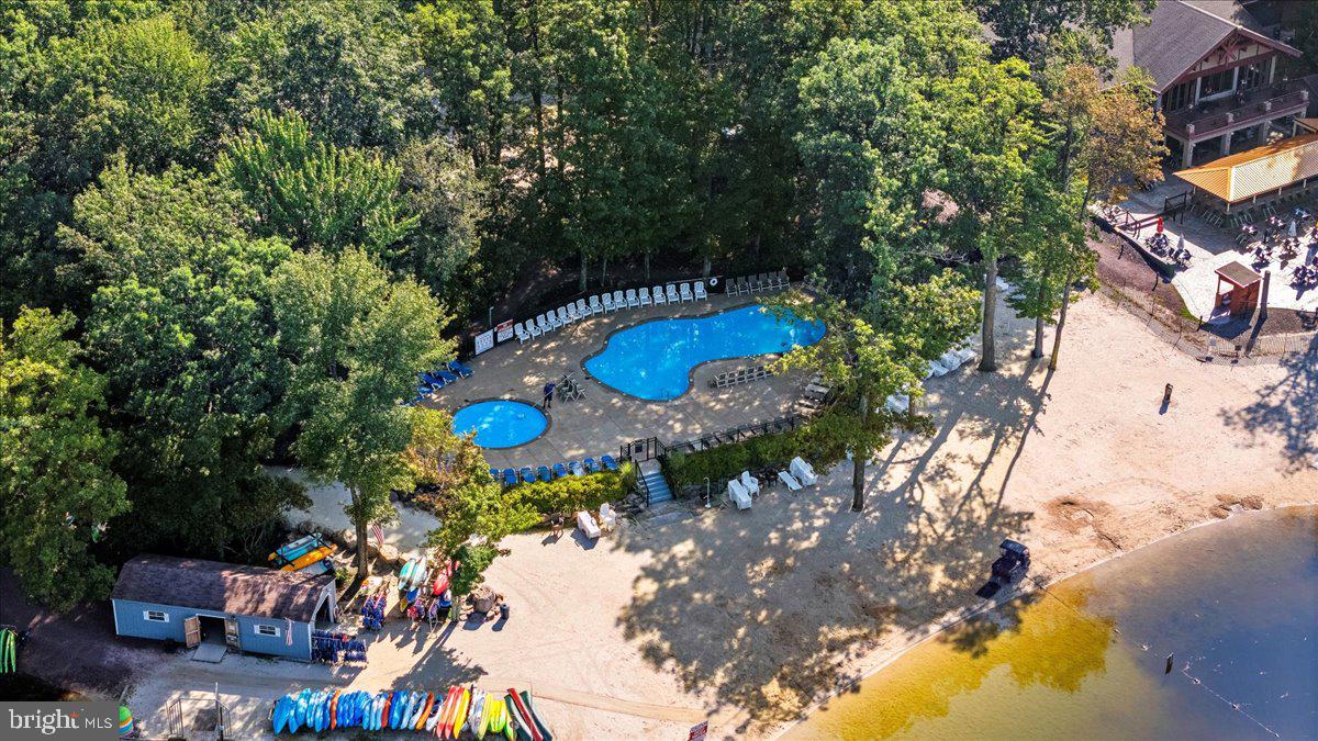 LAURELWOODS - Residential