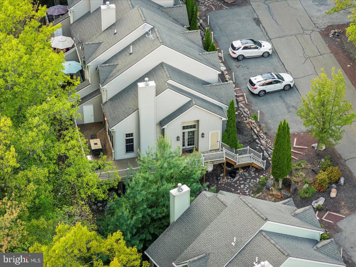 LAURELWOODS - Residential