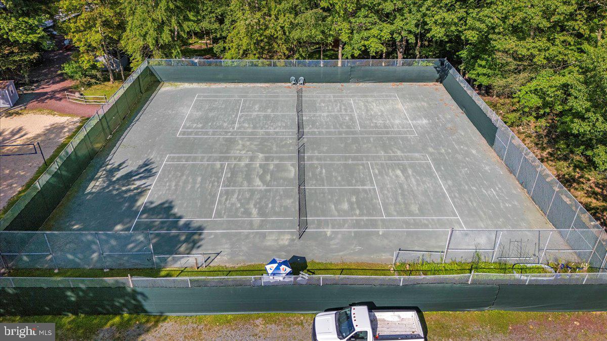 LAURELWOODS - Residential