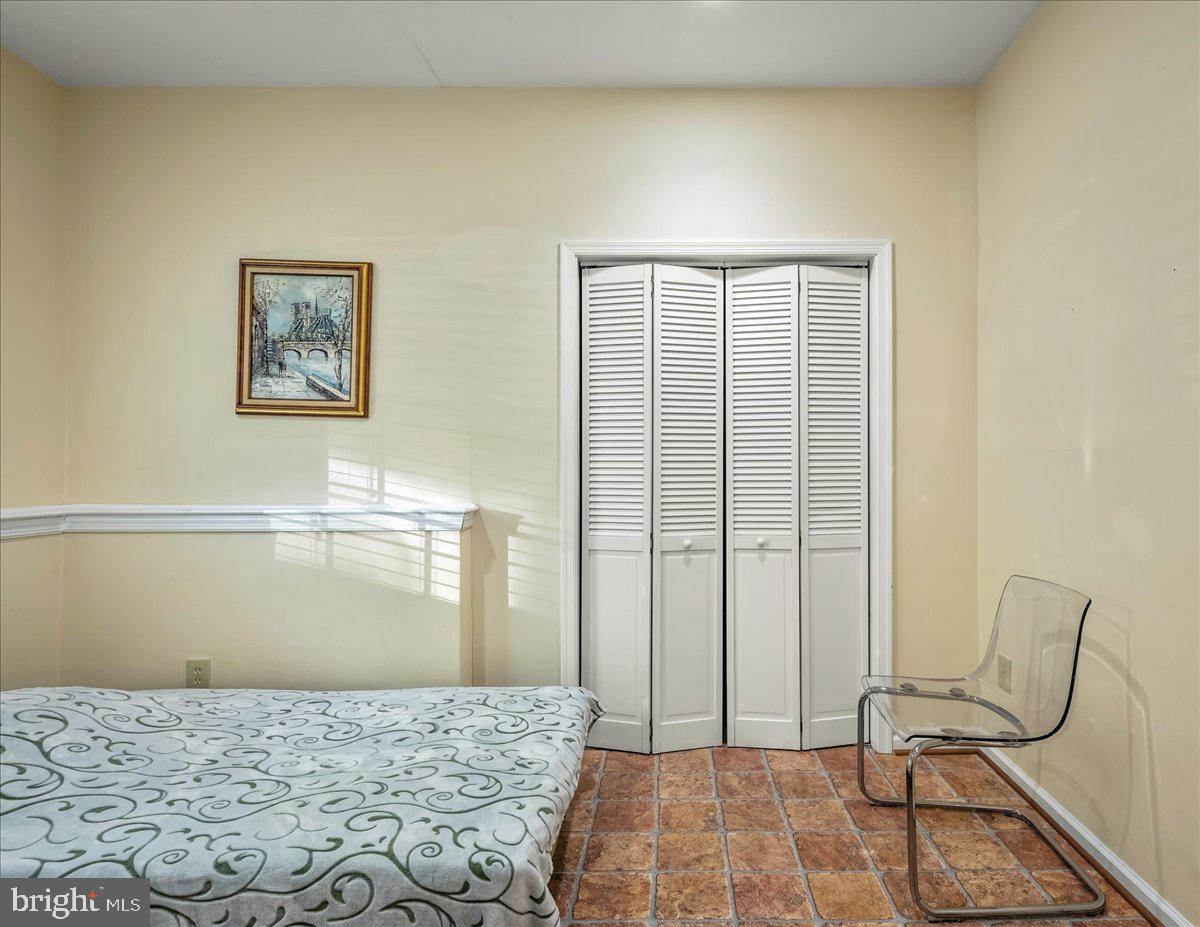 LAURELWOODS - Residential