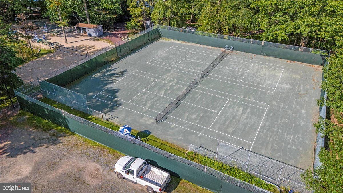 LAURELWOODS - Residential