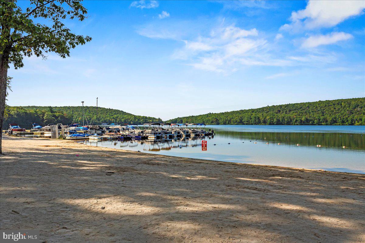 LAURELWOODS - Residential