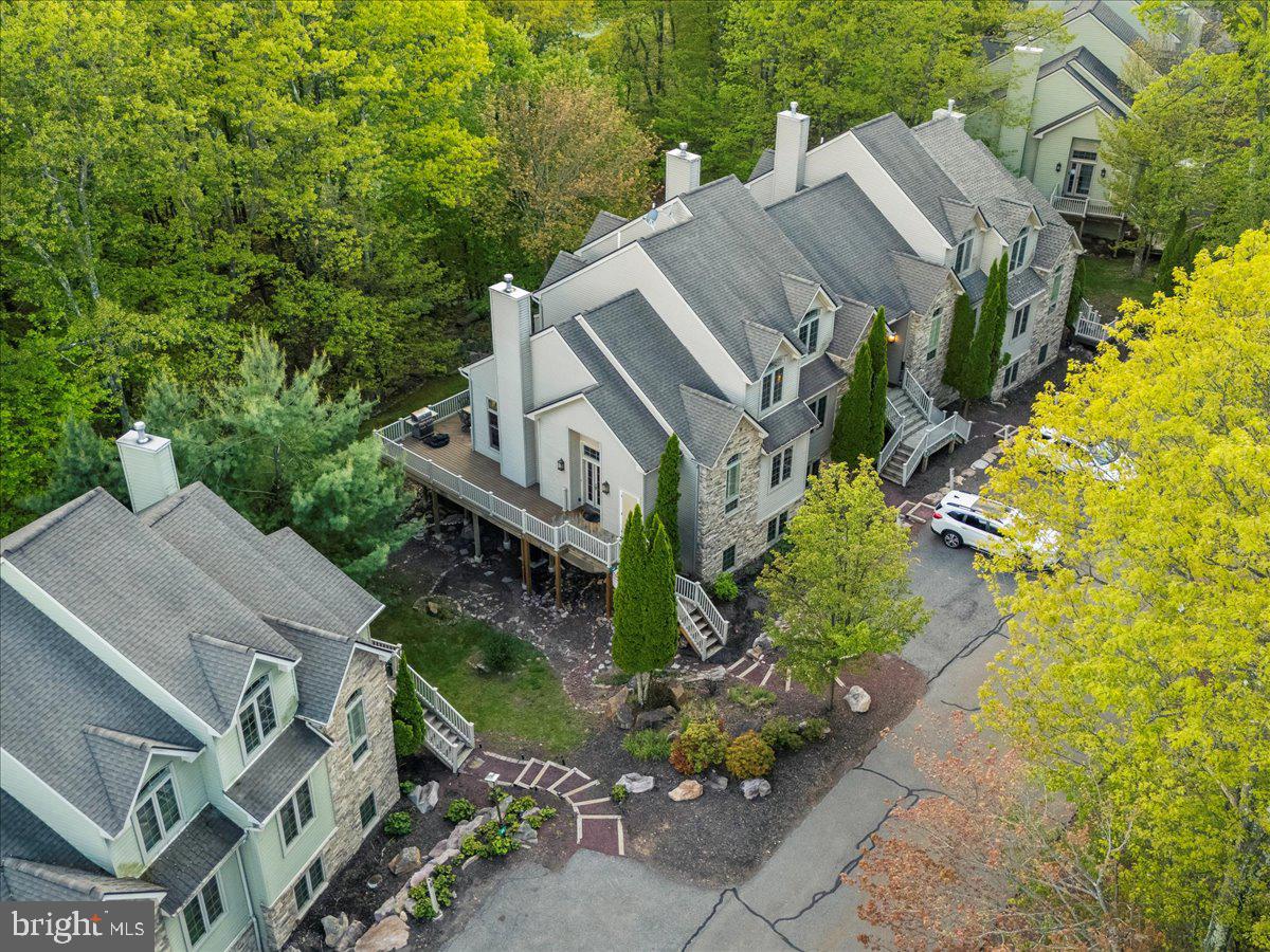 LAURELWOODS - Residential