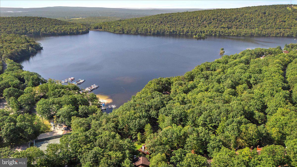 LAURELWOODS - Residential