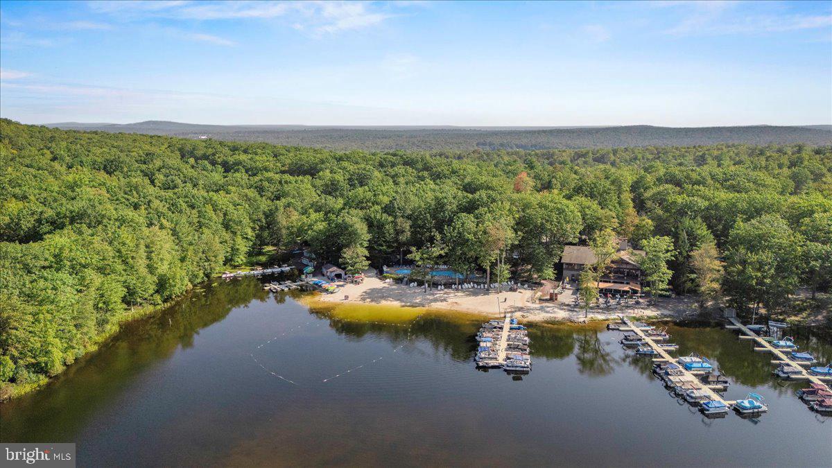 LAURELWOODS - Residential