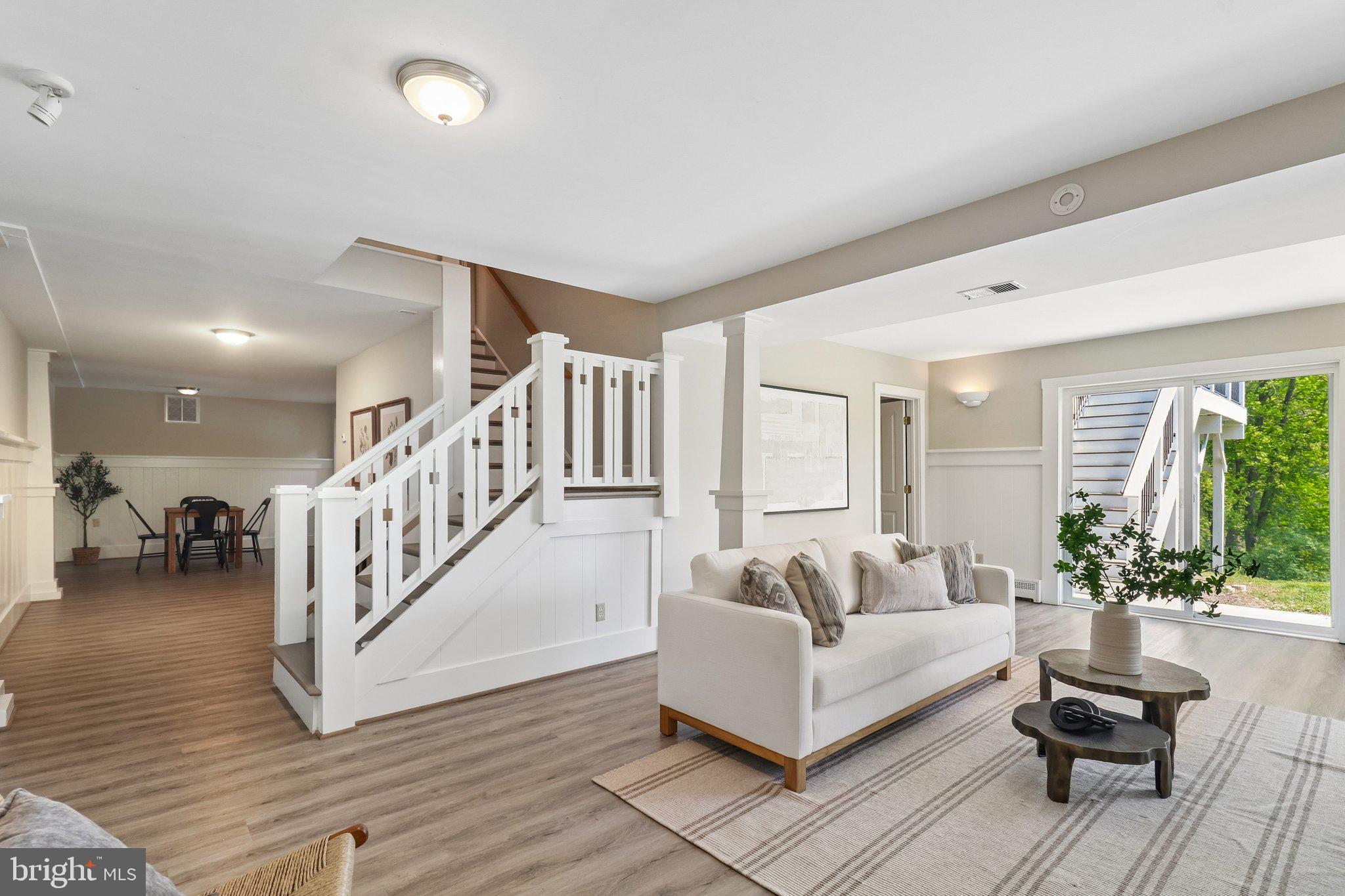 SOUTHERN KNOLL FARMS - Residential