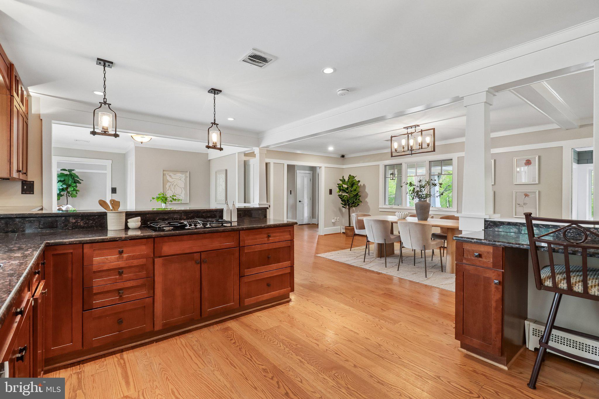 SOUTHERN KNOLL FARMS - Residential