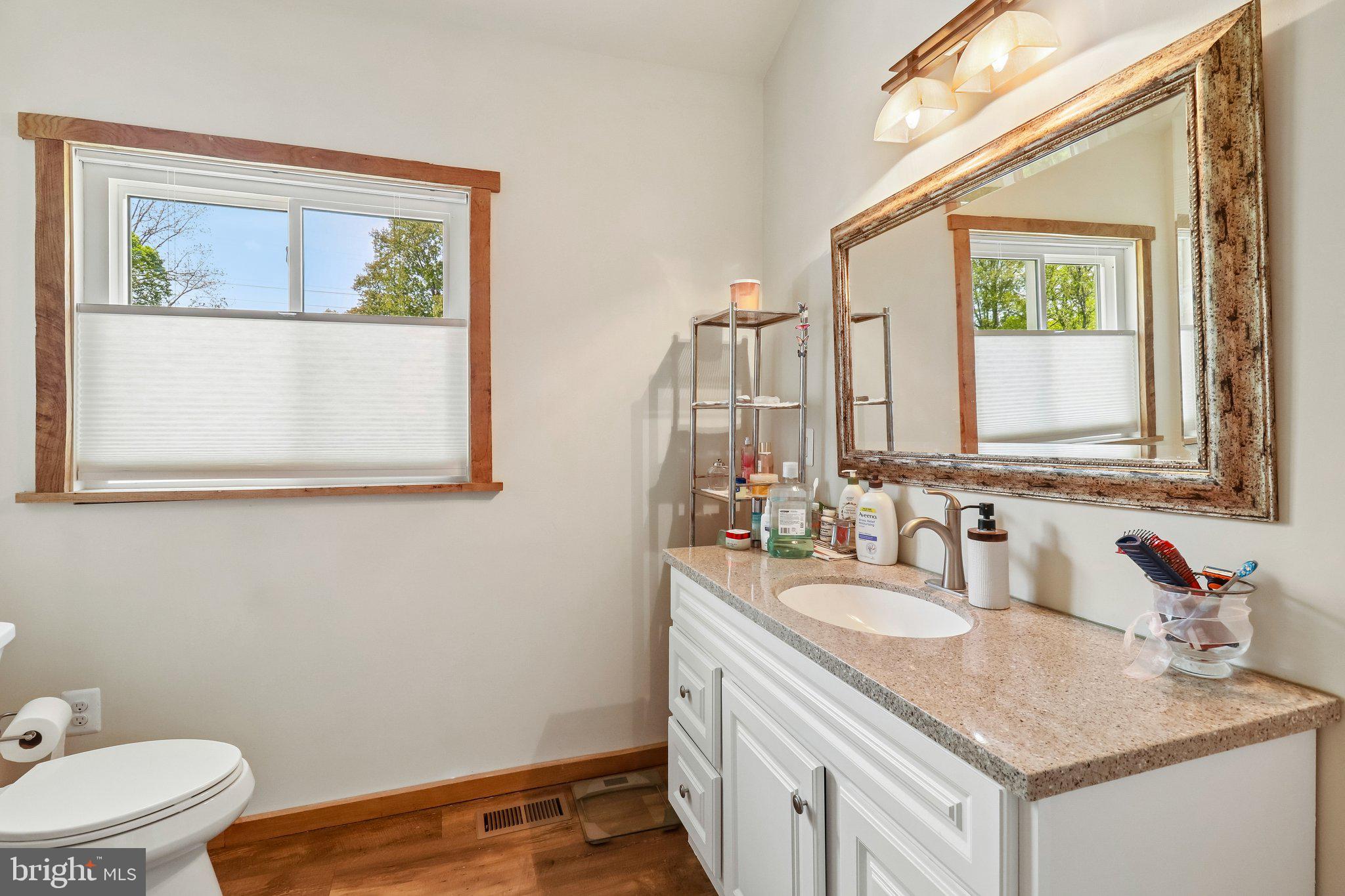 SOUTHERN KNOLL FARMS - Residential