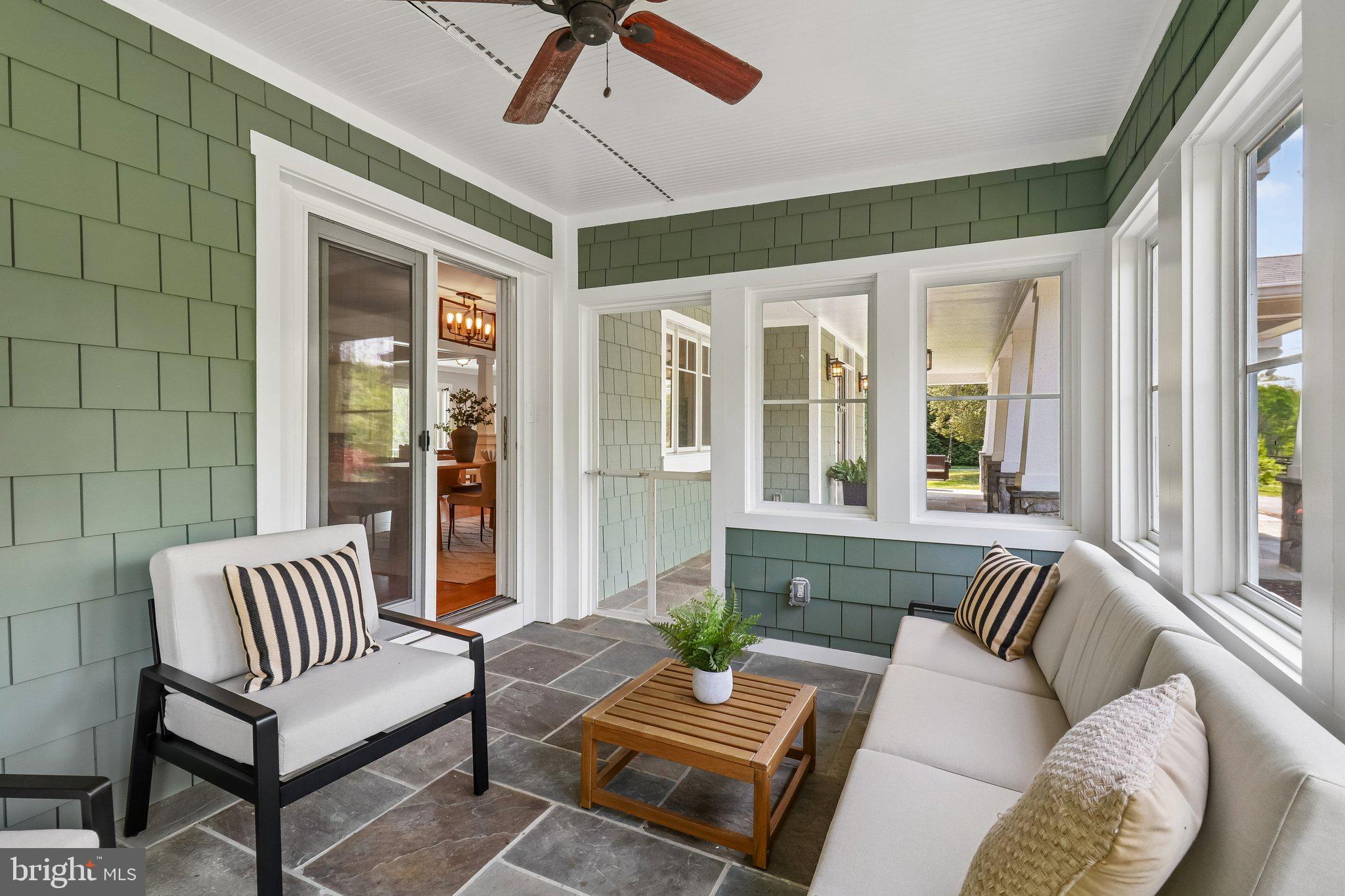 SOUTHERN KNOLL FARMS - Residential