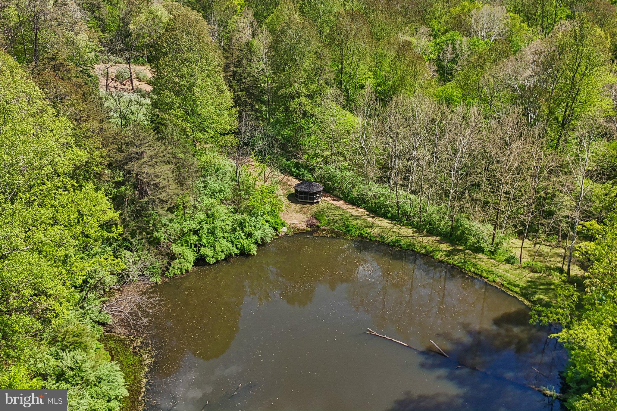 SOUTHERN KNOLL FARMS - Residential
