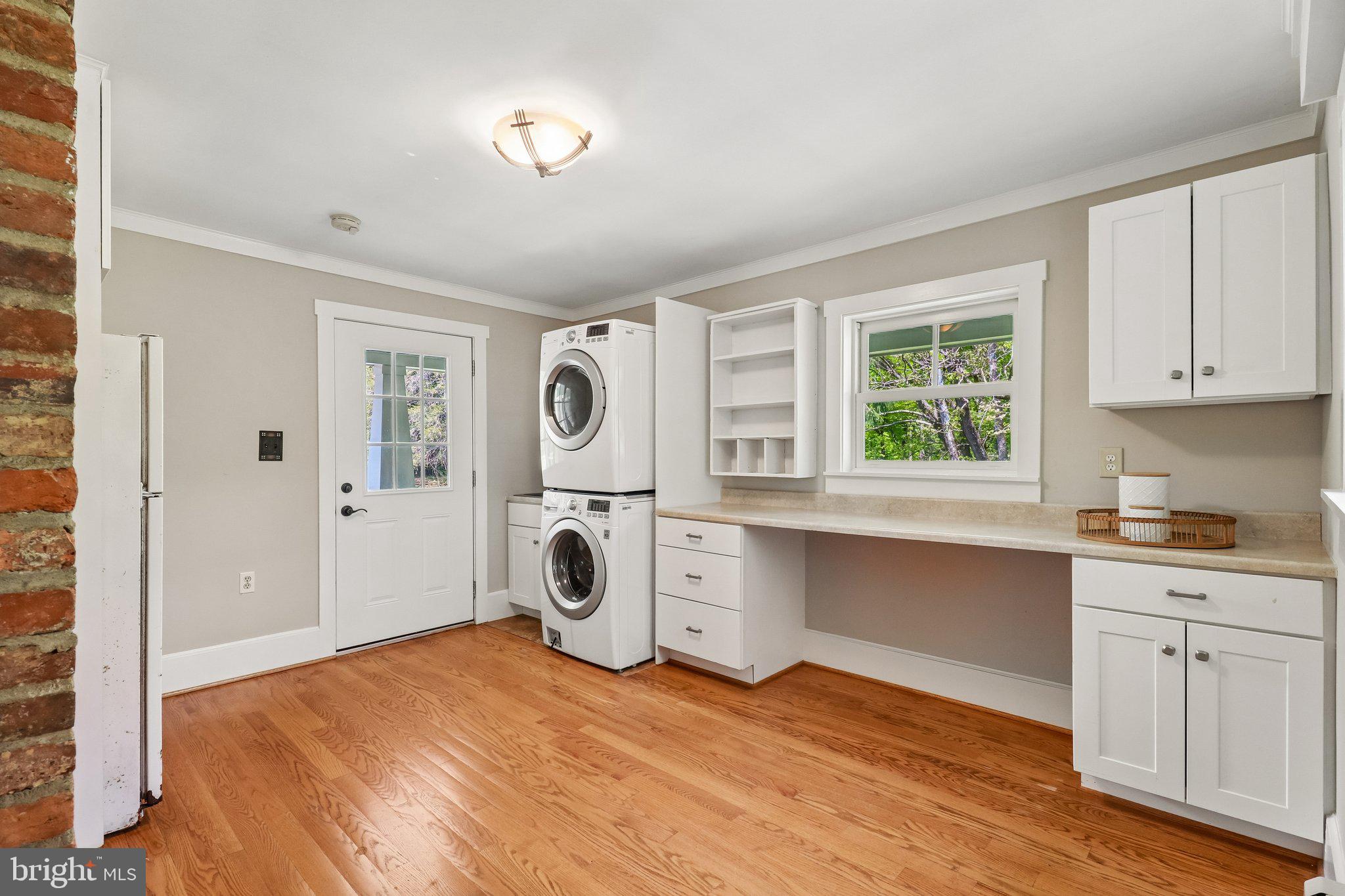SOUTHERN KNOLL FARMS - Residential