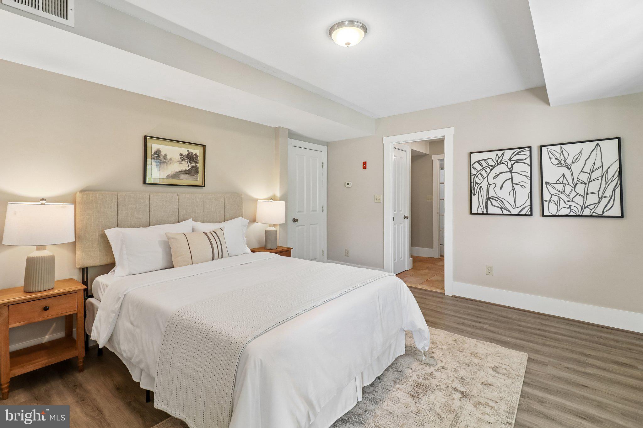 SOUTHERN KNOLL FARMS - Residential