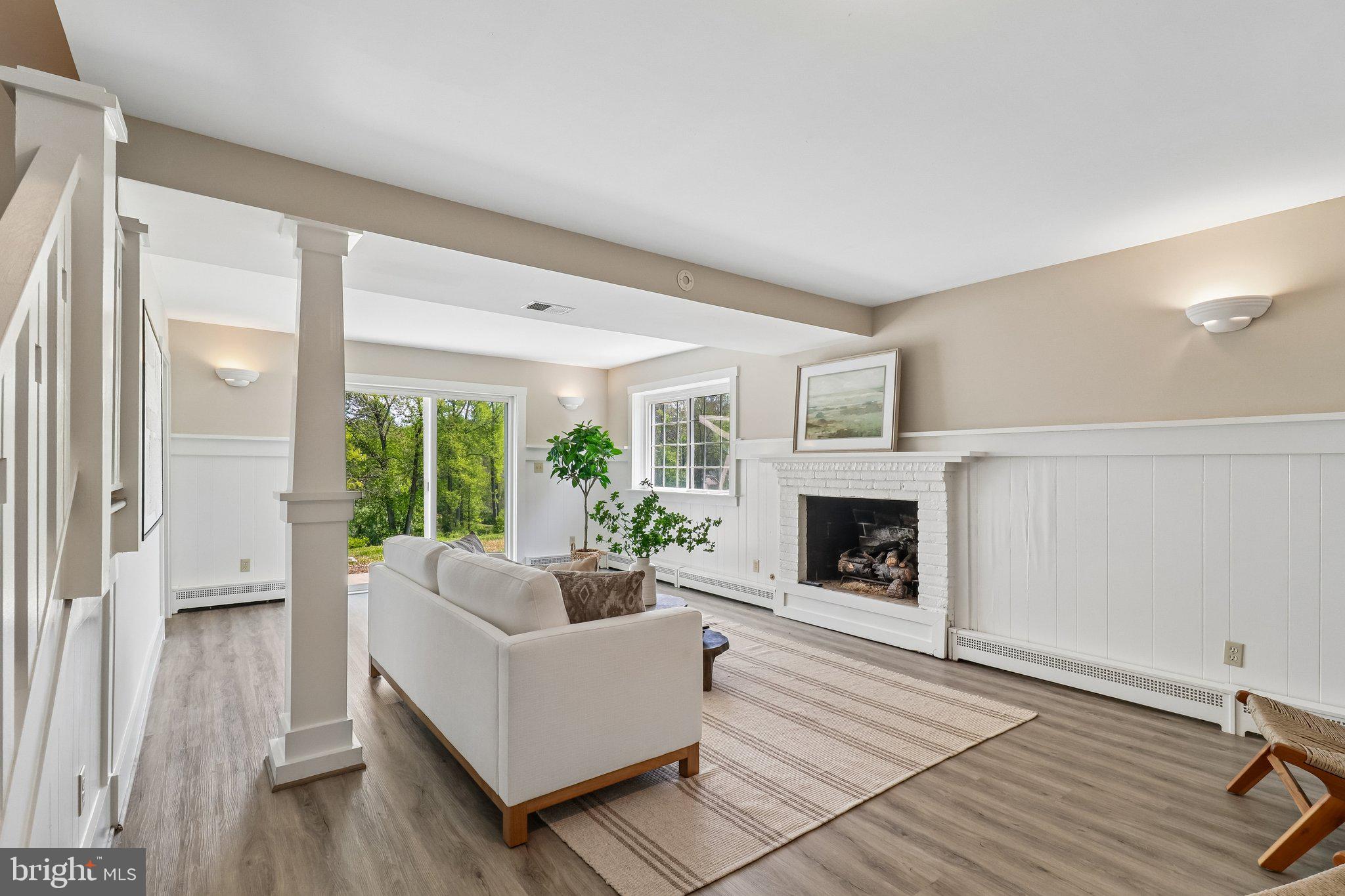 SOUTHERN KNOLL FARMS - Residential
