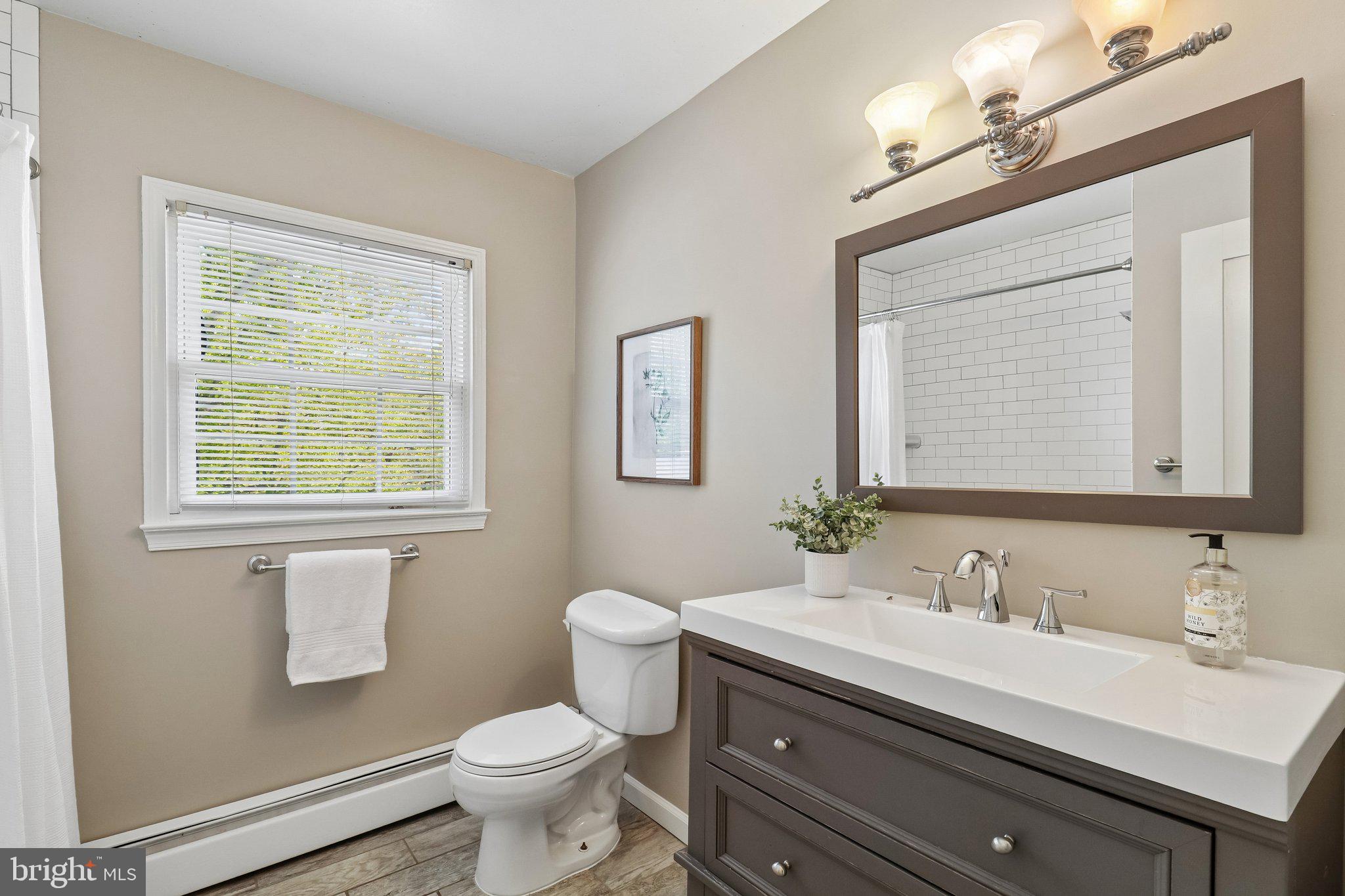 SOUTHERN KNOLL FARMS - Residential