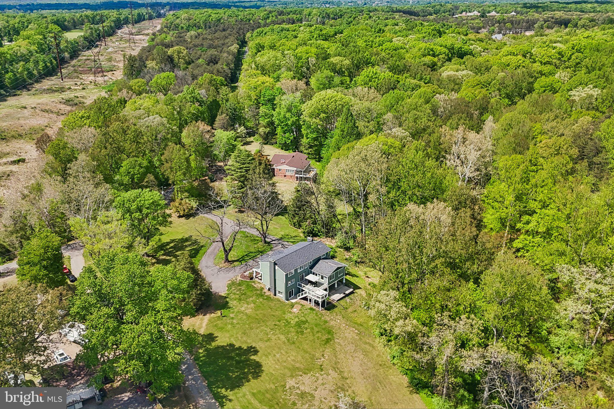 SOUTHERN KNOLL FARMS - Residential