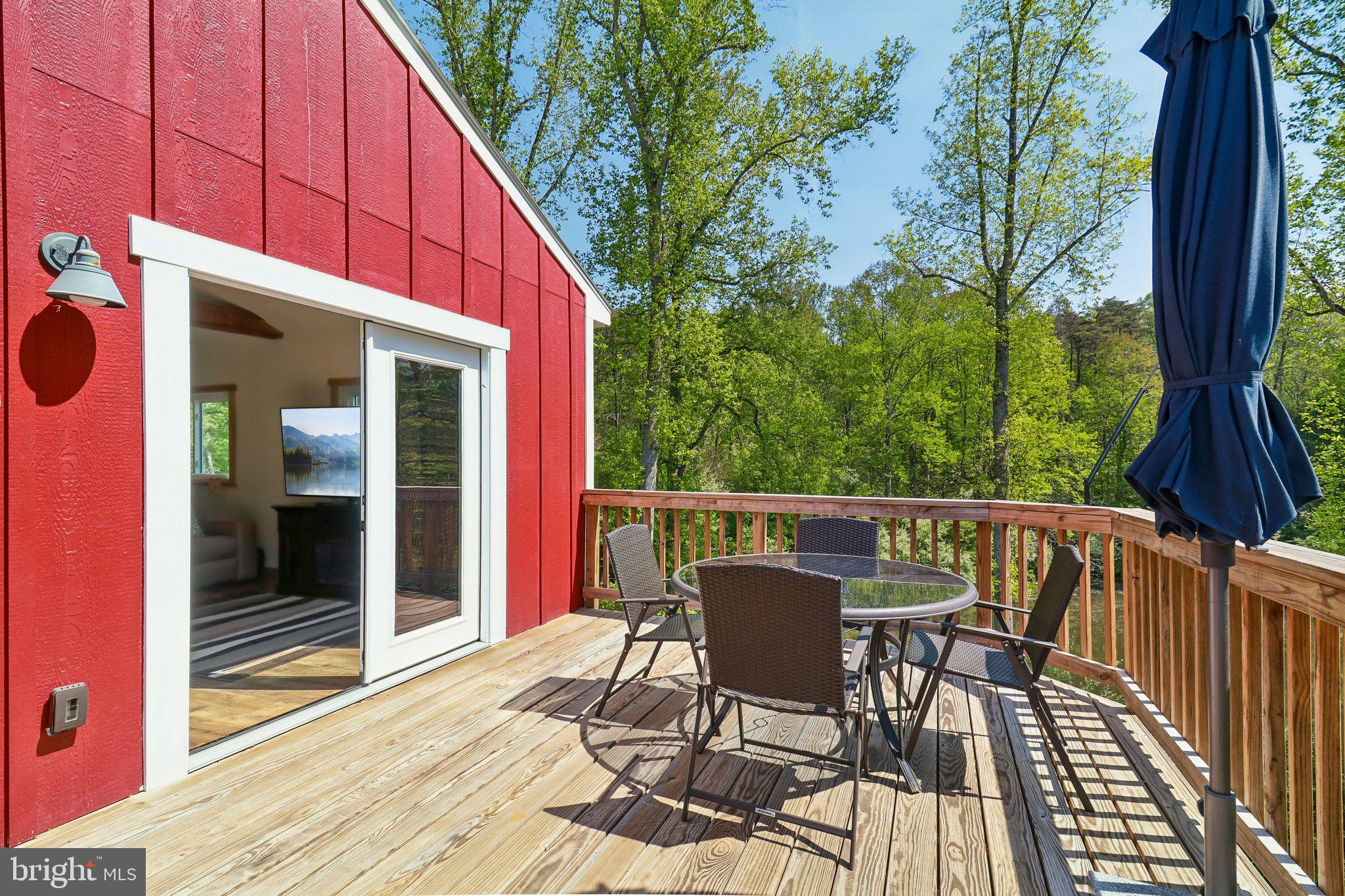 SOUTHERN KNOLL FARMS - Residential