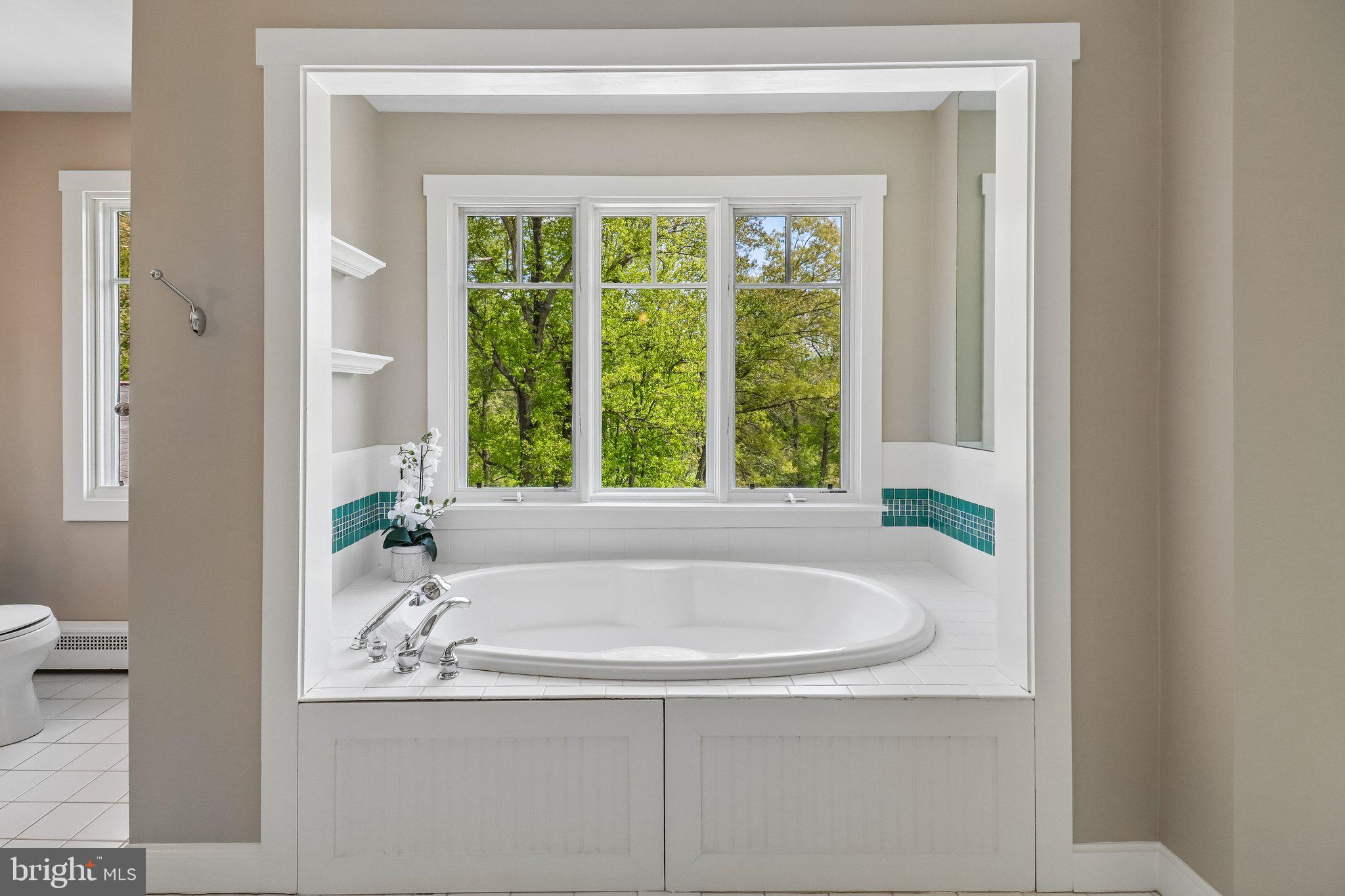 SOUTHERN KNOLL FARMS - Residential